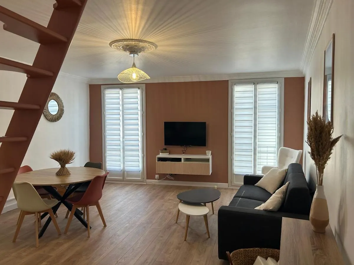 Апартаменты Duplex Climatise Proche Port Тулон